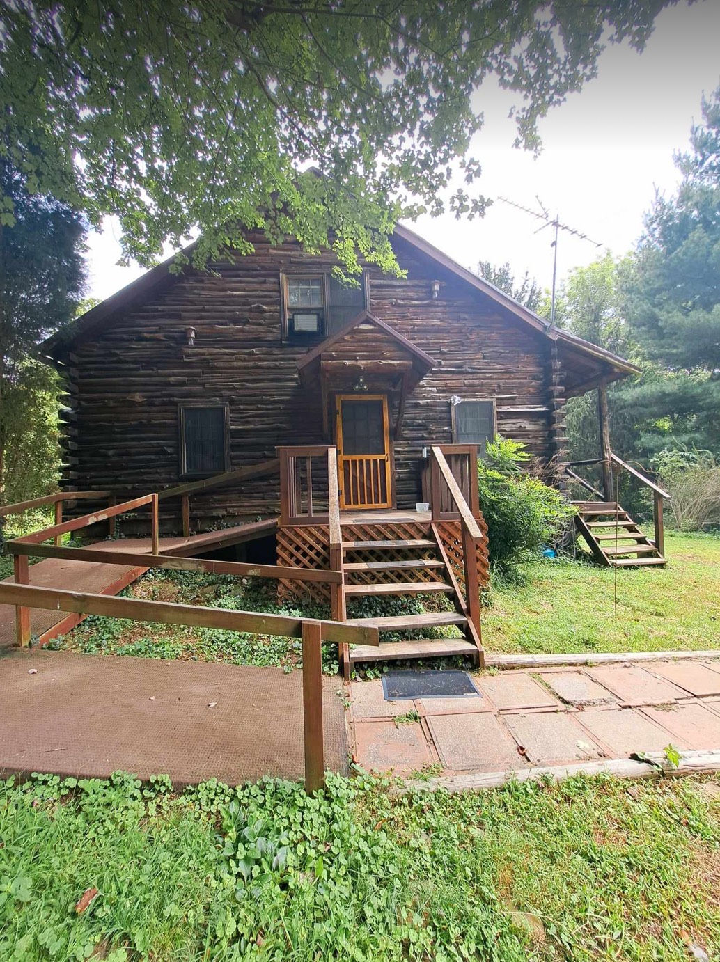 Charming Rustic Cabin on 2.27 acres with Private Location Near Town