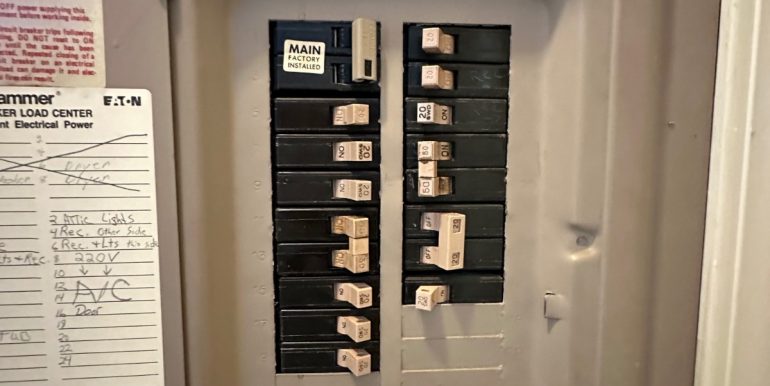 11218064-P9jP9xjPtM6RKJJB