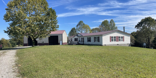 Spacious 4 Bd Country Home w/Pole Barn Garage