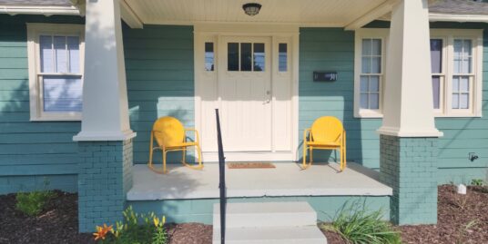 Beautifully Remodeled 3 Bd/2 Full Bath One Level Ranch