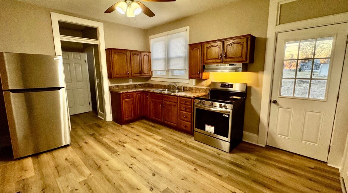 11659552-FfjNvm2kc5nGcpDh