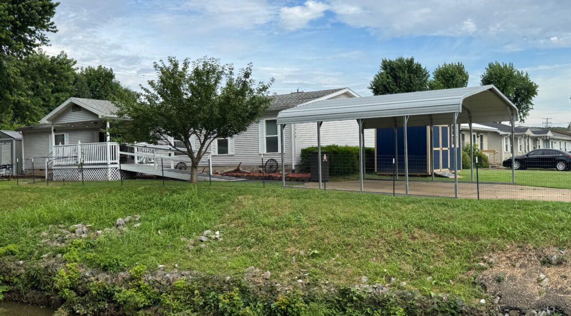 11526936-WZczcz1c8Swj3zNx