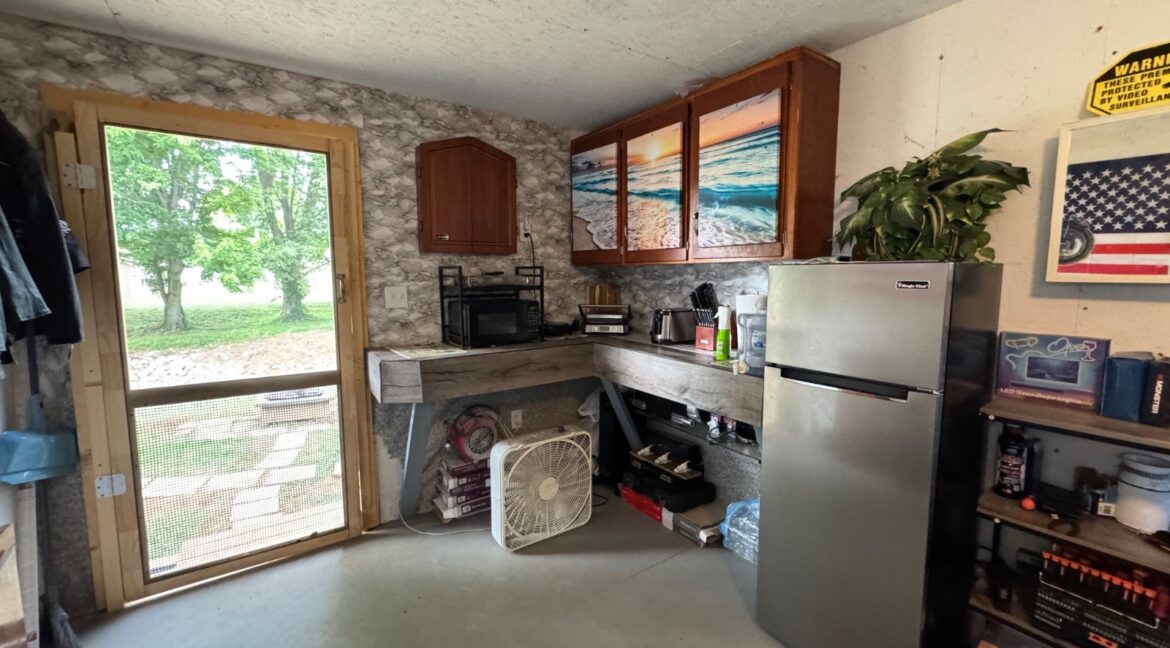 11526936-XZsmLytgNWz9K3X9