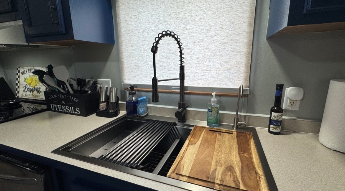 11526936-YJHG33pTvbNkYT5Y