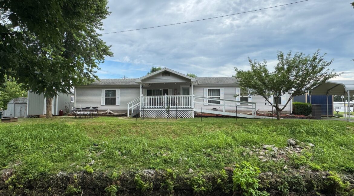 11526936-g8yGYPyLDKVXNKVc