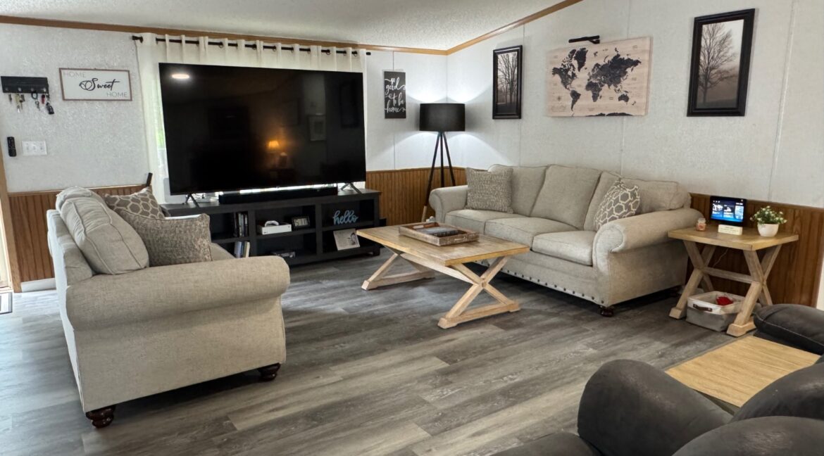 11526936-pQX1QjqWNfyMYFf3