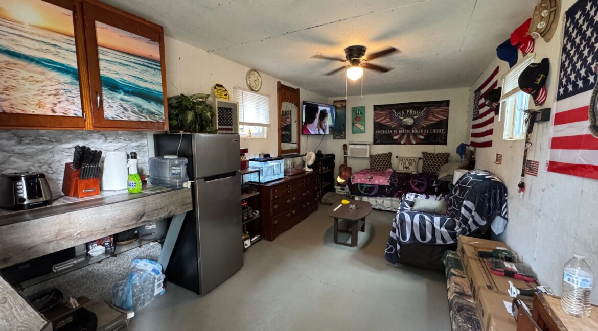 11526936-zPXj9fCBTP8yhxn7