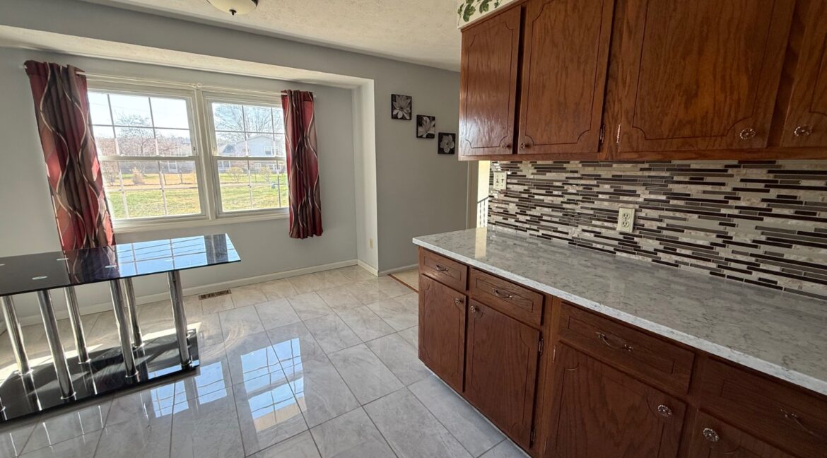 11676687-Md3NZ3wnfcsx5DsT