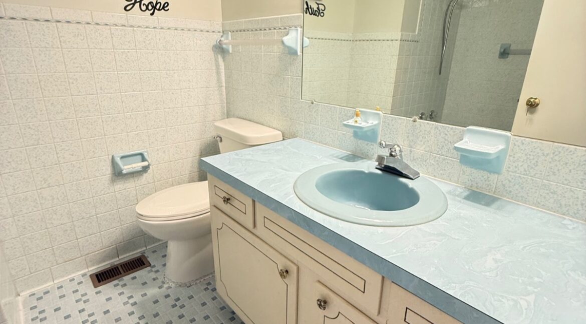 11676687-dh7bsBN6P56XzthL