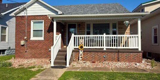 Updated 3bd/2 bath Downtown Home!