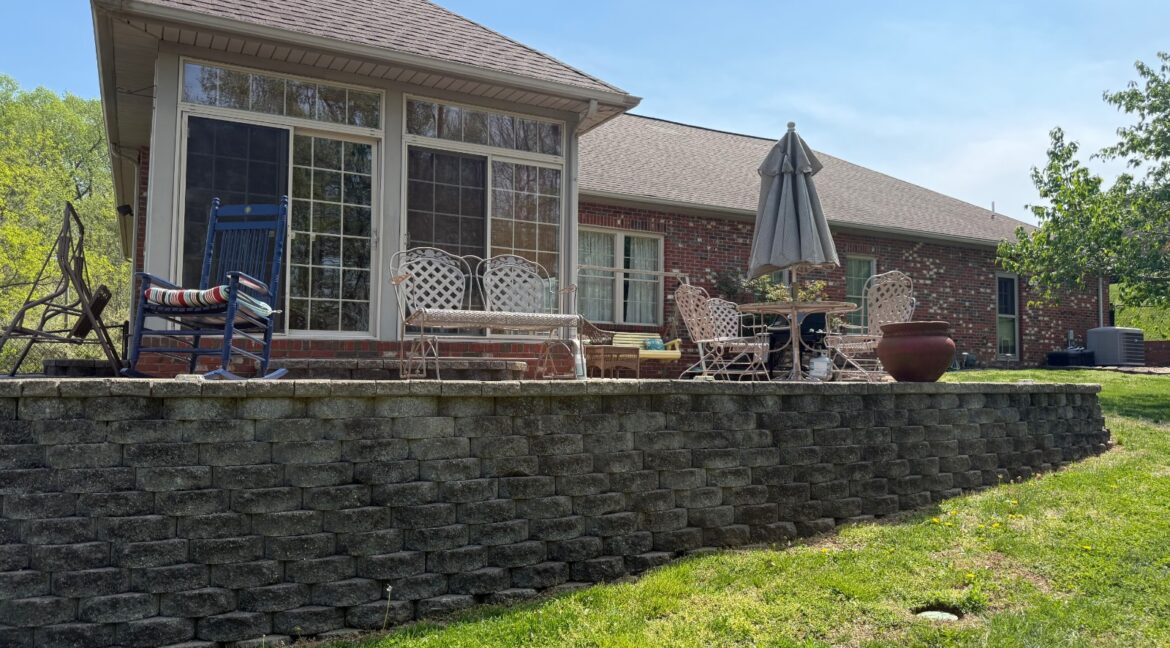 11691579-38tDKw5khxpMqhH9