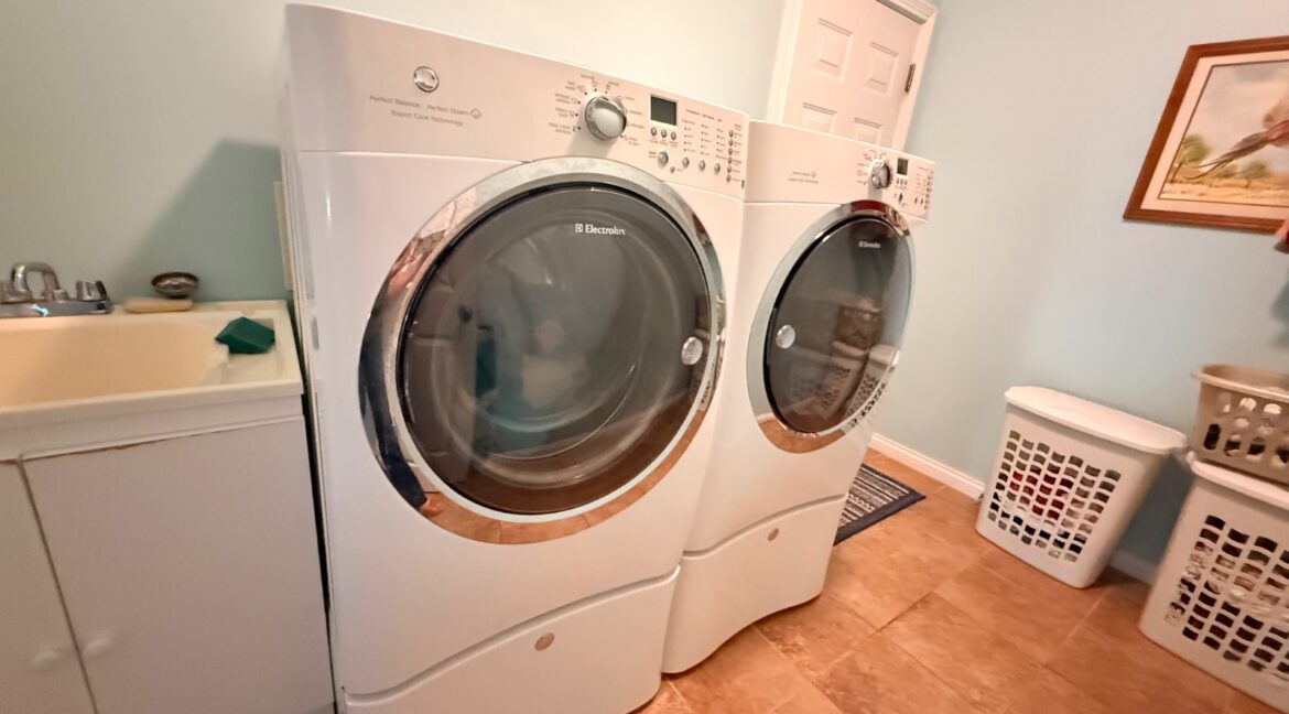 11691579-Jct13sjyQ5vyHLMj