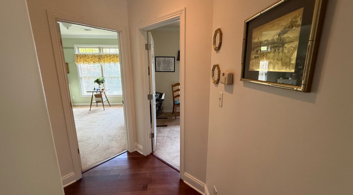 11691579-PWnhQ5n4mJnzGsfc