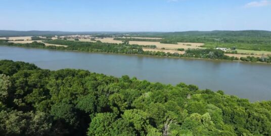 Secluded 2 Bdrm Cabin on with Ohio River Frontage